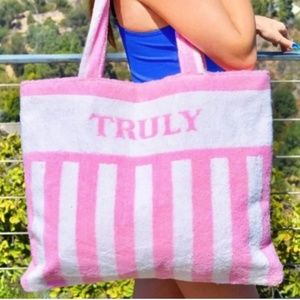 NWT Truly Beauty Fuzzy Oversized Beach Bag